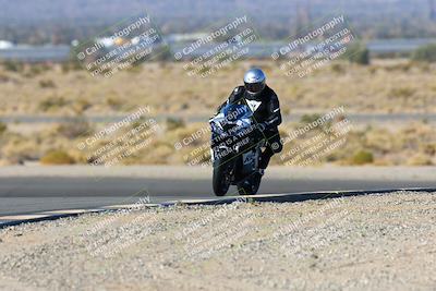 media/Jan-09-2022-SoCal Trackdays (Sun) [[2b1fec8404]]/Turn 11 (935am)/